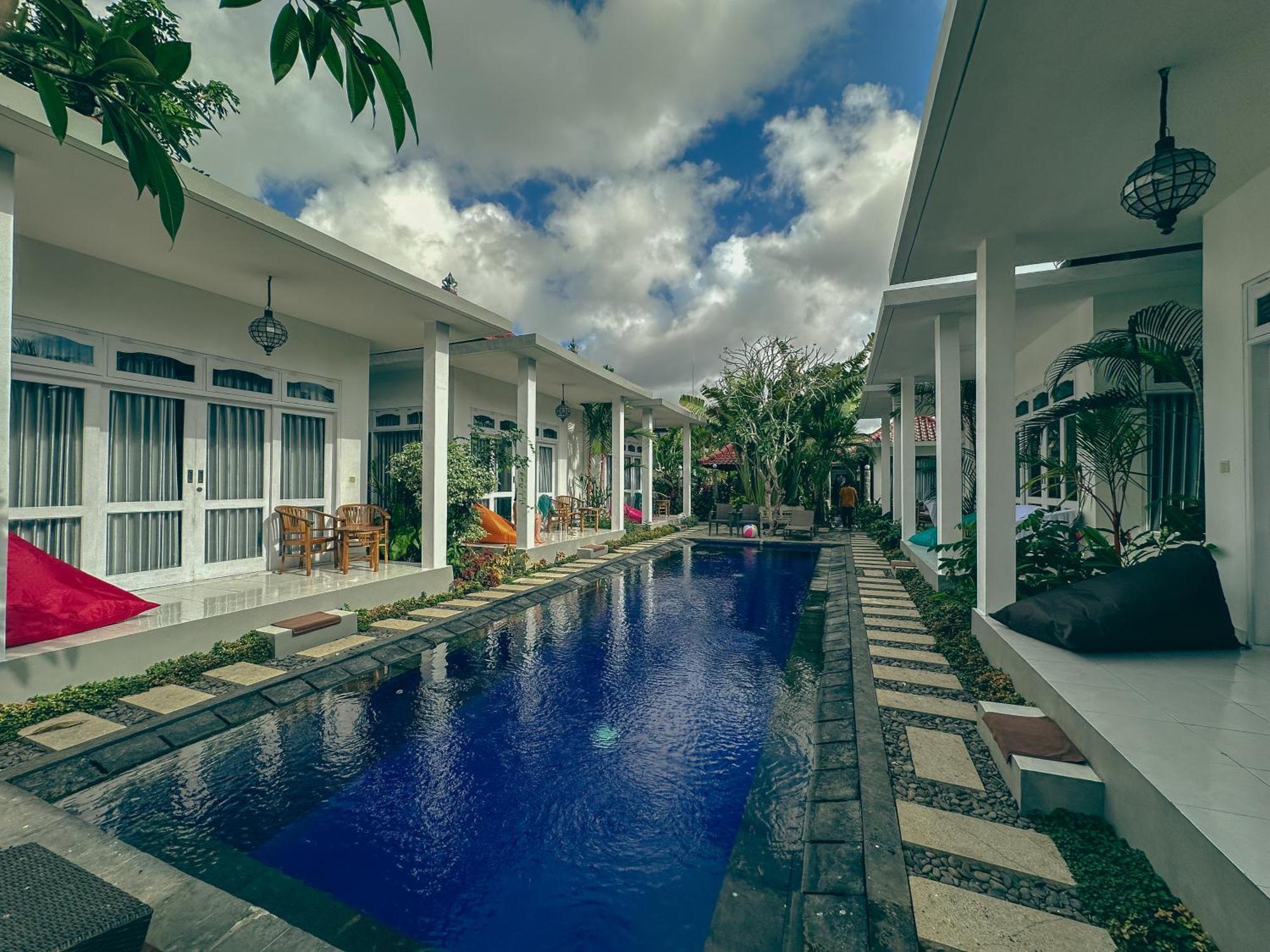 Bali Stuti Jimbaran Inn Bagian luar foto